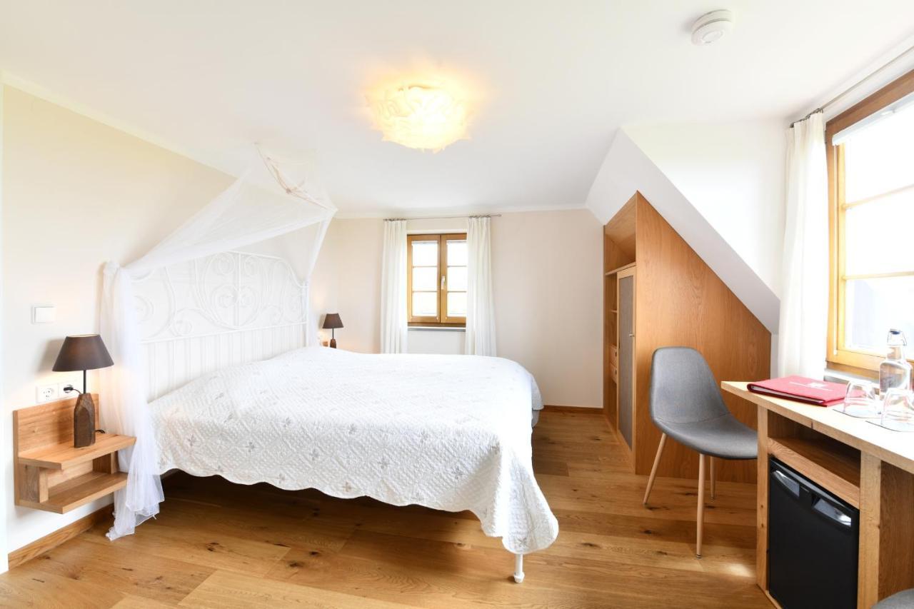 Hotel Montfort-Schloessle リンダウ エクステリア 写真